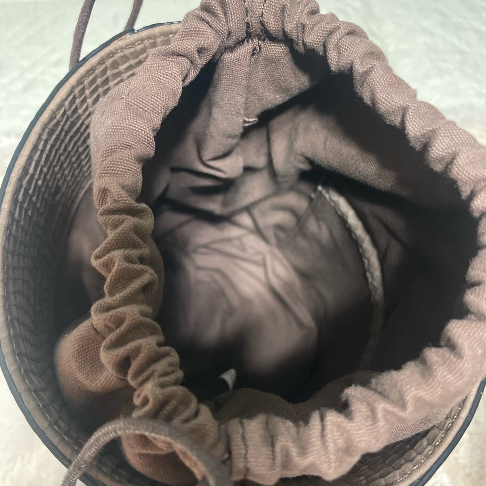Ameri Leather Stylish Brown and Green Bucket Bag - Picture 4 of 16
